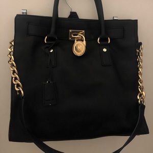 **SOLD**Michael Kors Purse